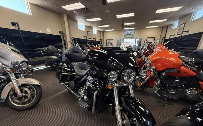 2023 Harley-Davidson® FLHTK - Ultra Limited