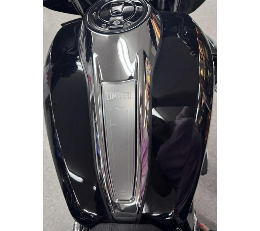 2026 Harley-Davidson® FLHLT - Street Glide® 3 Limited