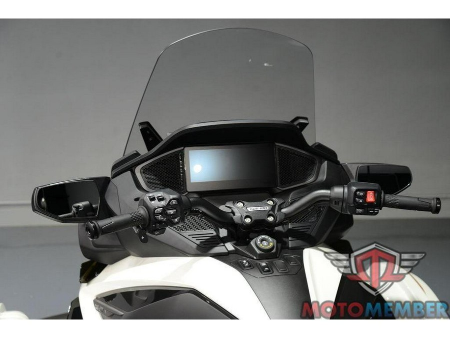 2026 Can-Am Spyder RT