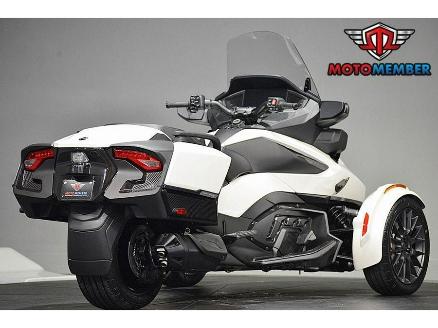 2026 Can-Am Spyder RT