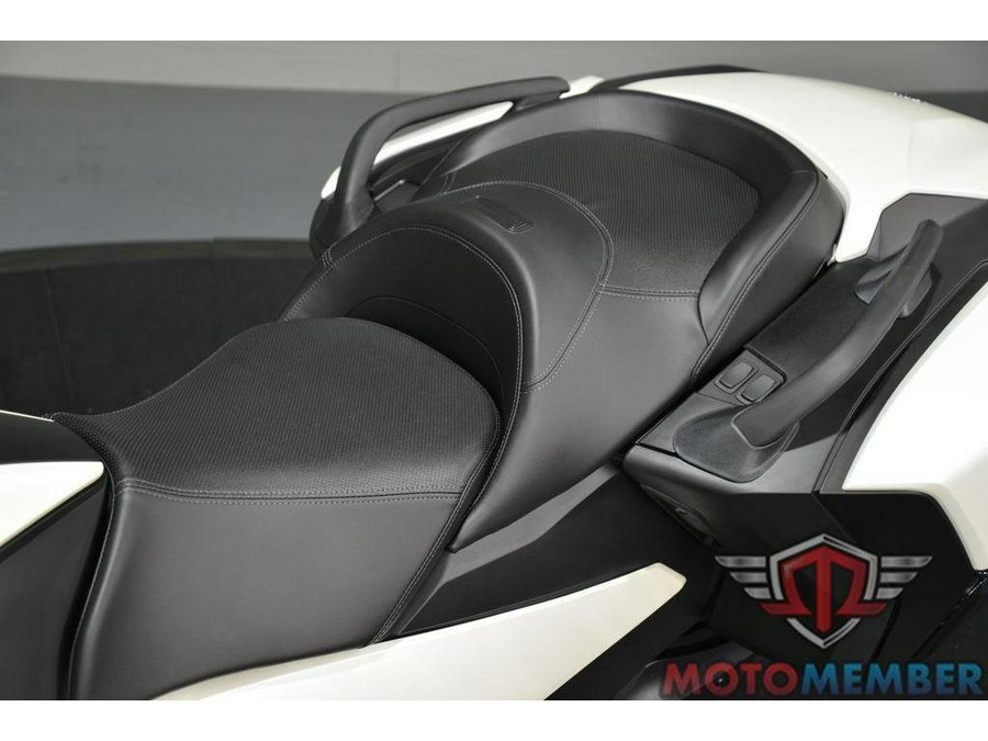 2026 Can-Am Spyder RT