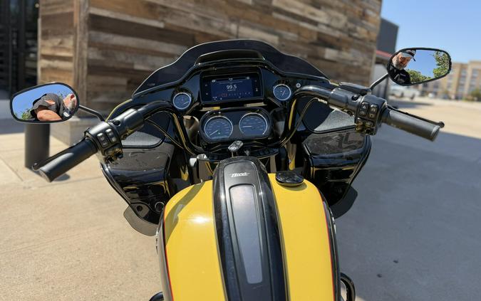 2023 Harley-Davidson® Road Glide® Special Industrial Yellow/Vivid Black - Black Finish