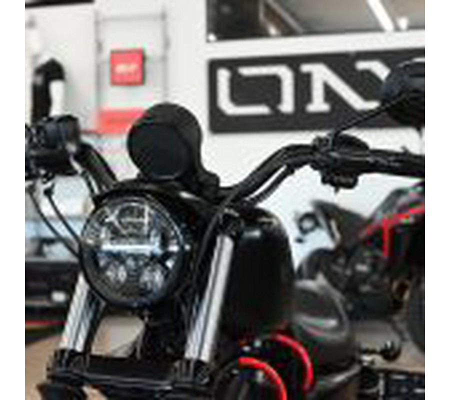 2015 Harley Davidson 883 Iron