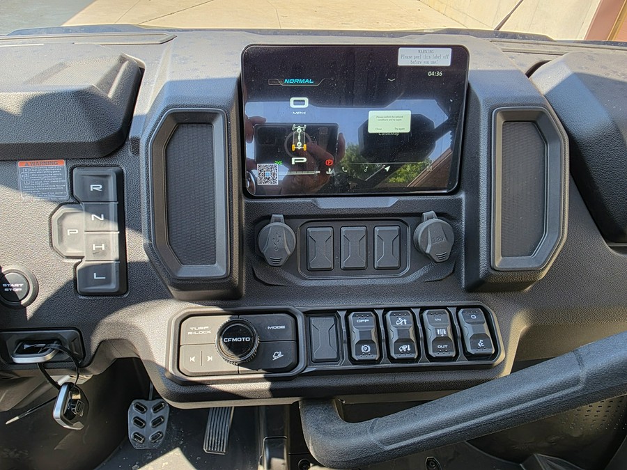 2025 CFMOTO UFORCE U10 Pro