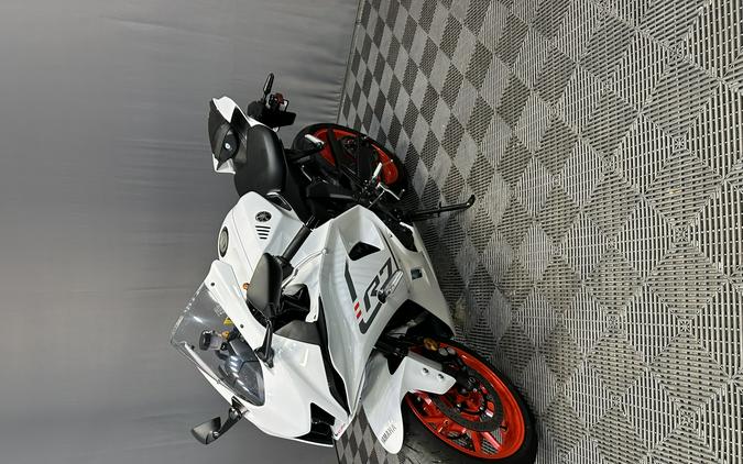 2023 YAMAHA YZF-R7