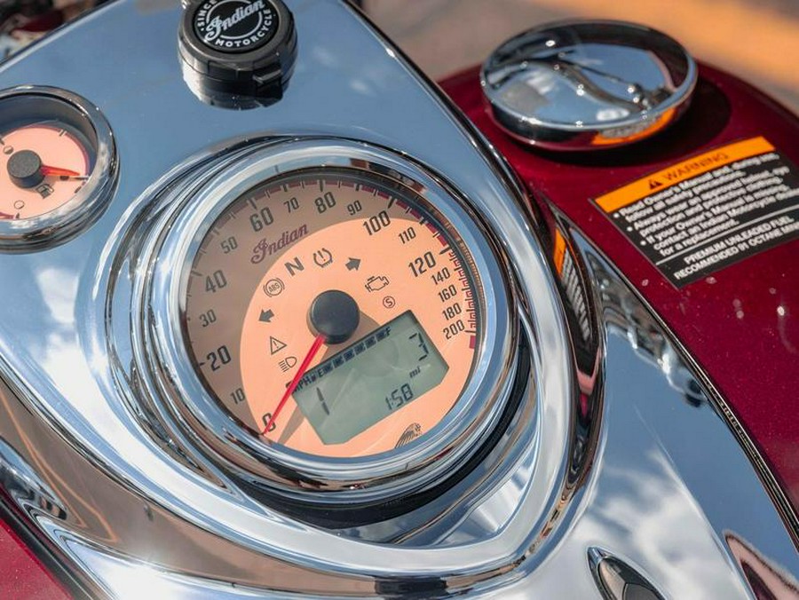 2025 Indian Motorcycle® Springfield® Maroon Metallic/Silver Quartz Metallic