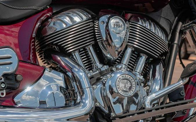 2025 Indian Motorcycle® Springfield® Maroon Metallic/Silver Quartz Metallic