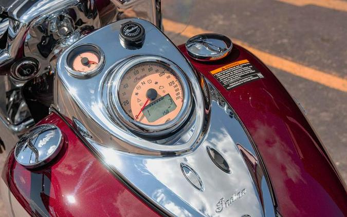 2025 Indian Motorcycle® Springfield® Maroon Metallic/Silver Quartz Metallic