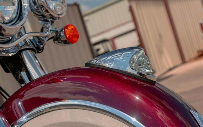 2025 Indian Springfield Maroon Metallic/Silver Quartz Metalli