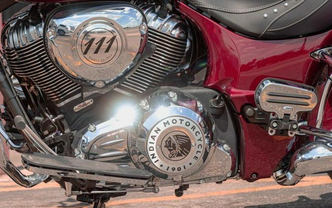 2025 Indian Springfield Maroon Metallic/Silver Quartz Metalli