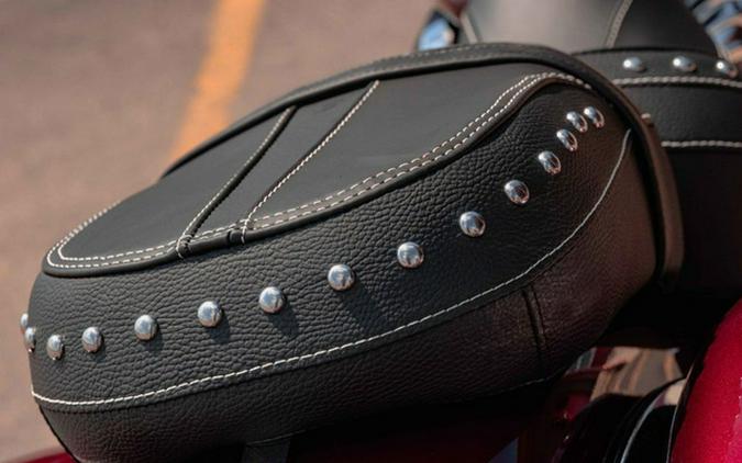 2025 Indian Springfield Maroon Metallic/Silver Quartz Metalli