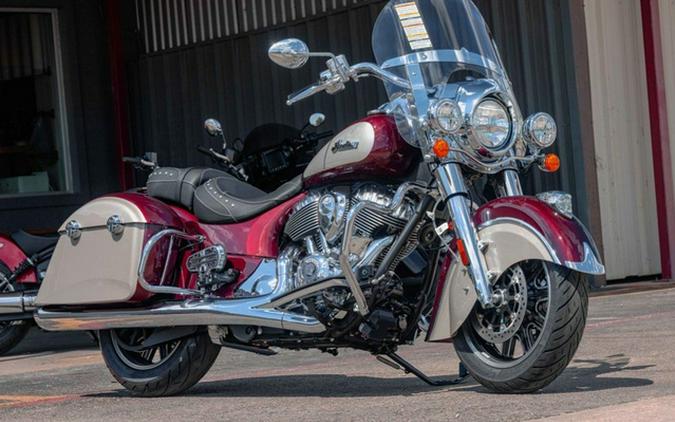 2025 Indian Springfield Maroon Metallic/Silver Quartz Metalli