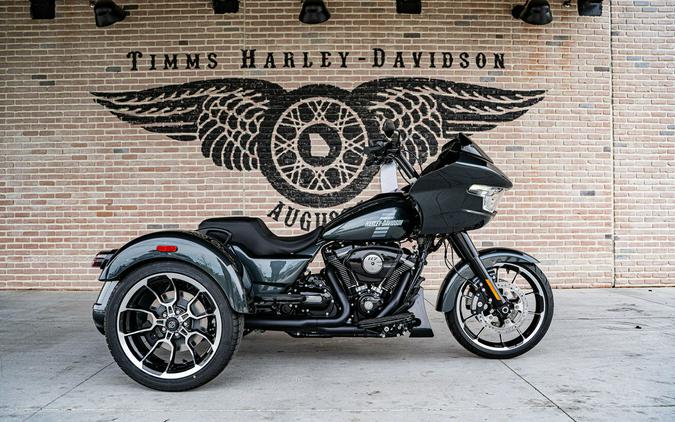 2026 Harley-Davidson® FLTRT - Road Glide® 3