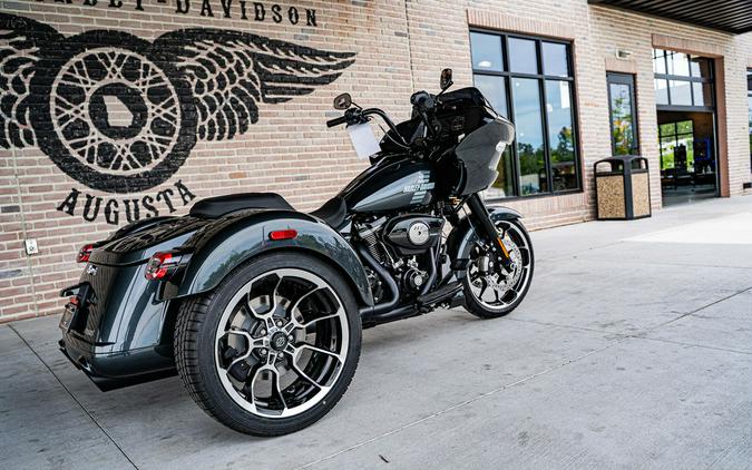 2026 Harley-Davidson® FLTRT - Road Glide® 3