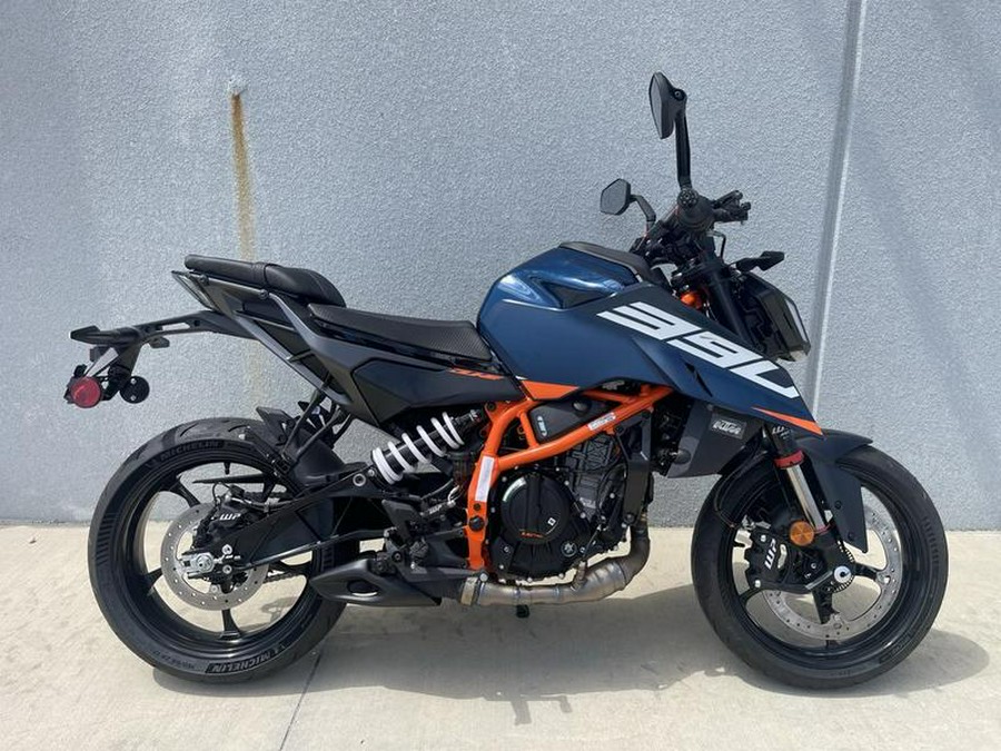 2026 KTM 390 DUKE