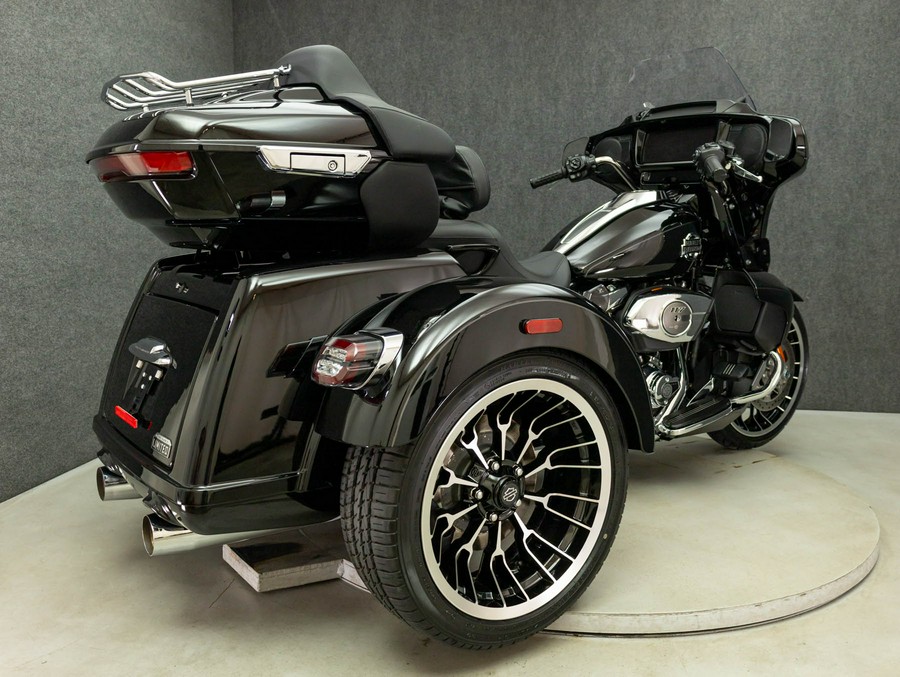 2026 HARLEY DAVIDSON FLHLT STREET GLIDE 3 LIMITED TRIKE W/ABS