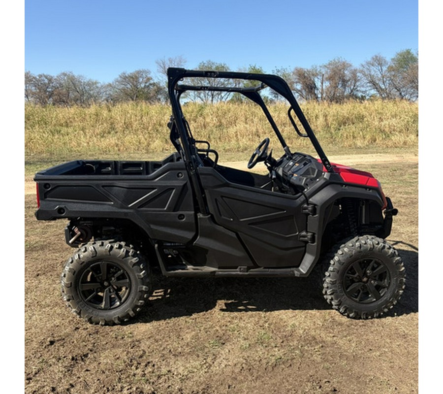 2022 Honda Pioneer 1000 Deluxe