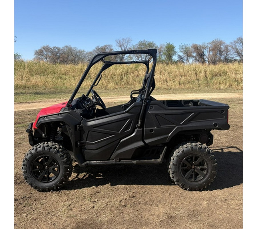 2022 Honda Pioneer 1000 Deluxe