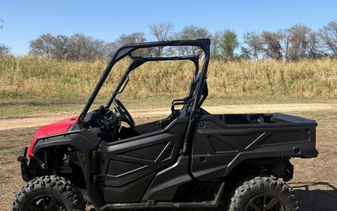 2022 Honda Pioneer 1000 Deluxe