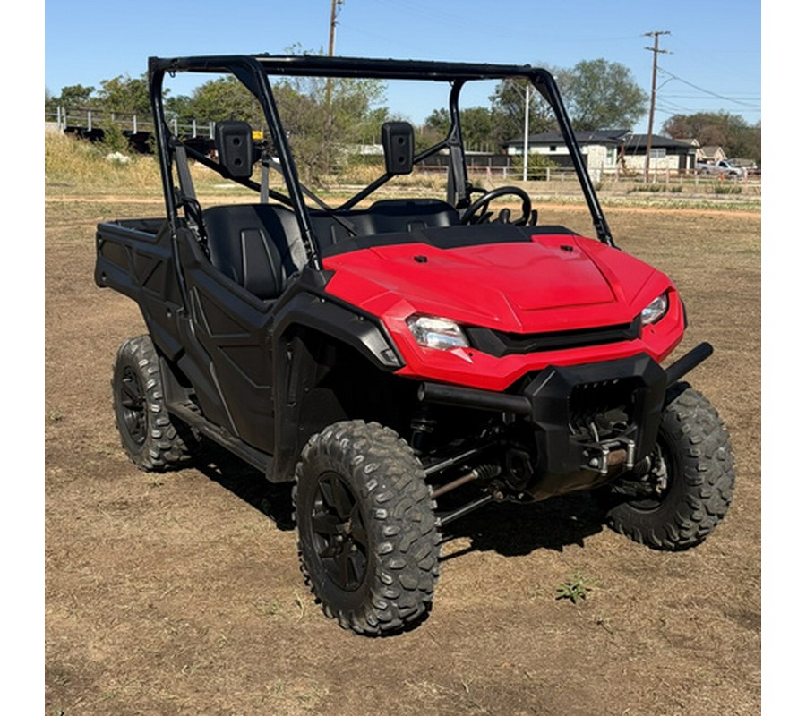 2022 Honda Pioneer 1000 Deluxe