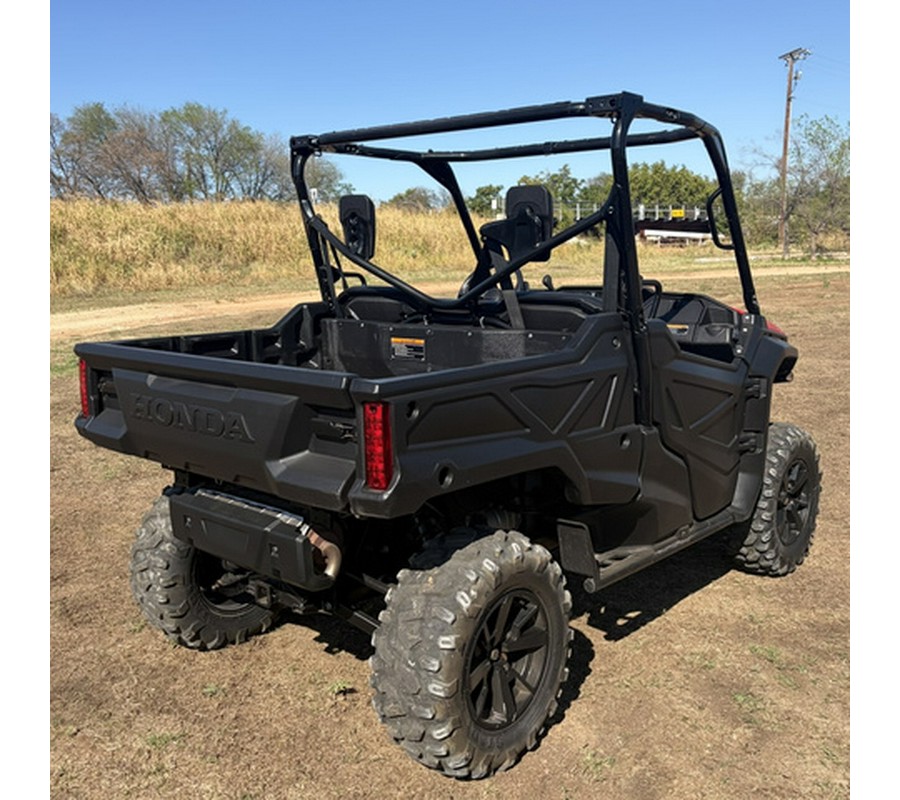 2022 Honda Pioneer 1000 Deluxe