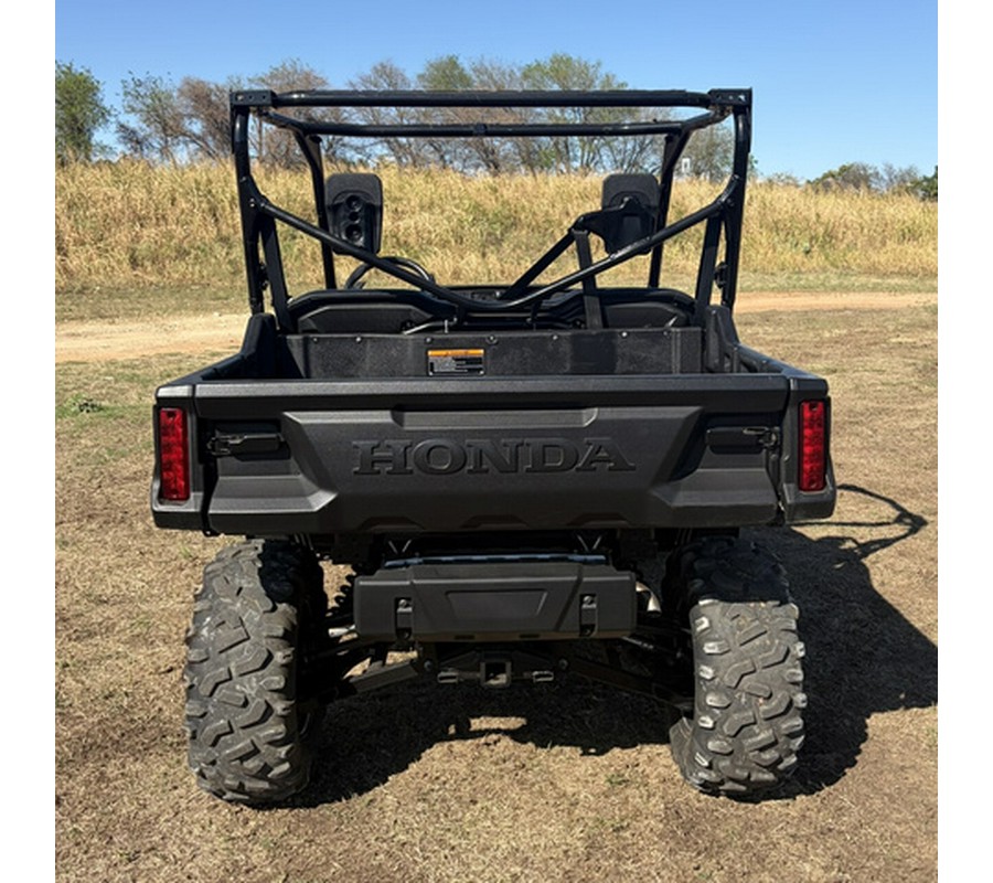 2022 Honda Pioneer 1000 Deluxe