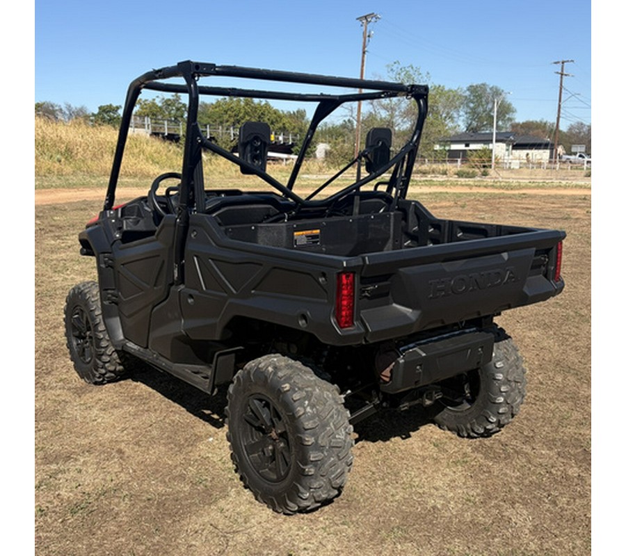2022 Honda Pioneer 1000 Deluxe