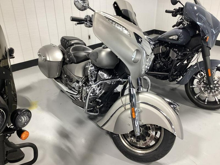 2016 Indian Motorcycle® Chieftain® Silver Smoke