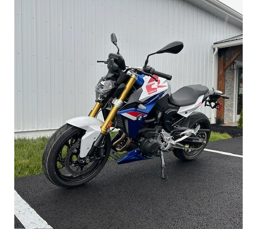 2024 BMW F 900 R Sport