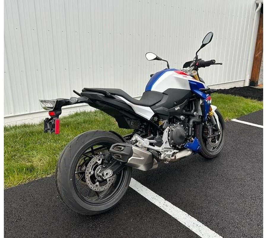 2024 BMW F 900 R Sport