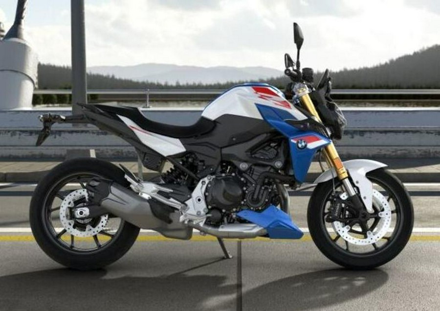 2024 BMW F 900 R Sport