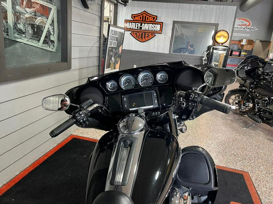 2015 Harley-Davidson® FLHTK - Ultra Limited