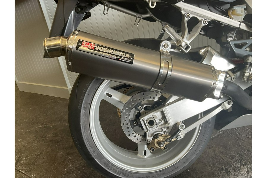 2001 Suzuki GSX-R1000K1