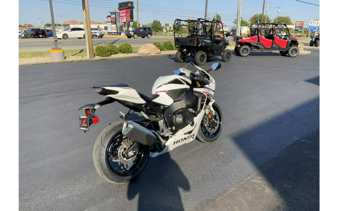 2026 CBR1000RR ABS - Honda