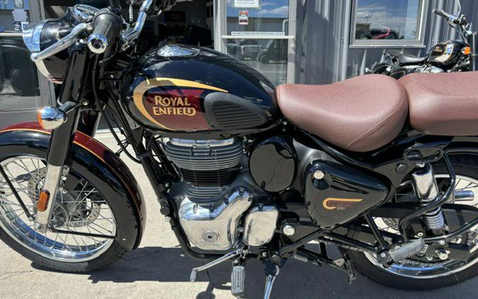 2024 CLASSIC 350 - Royal Enfield