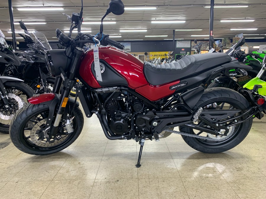 2021 Benelli LEONCINO 500