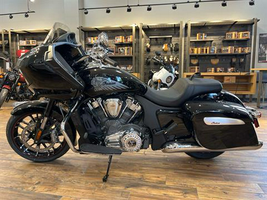 2023 Indian Motorcycle Challenger® Limited