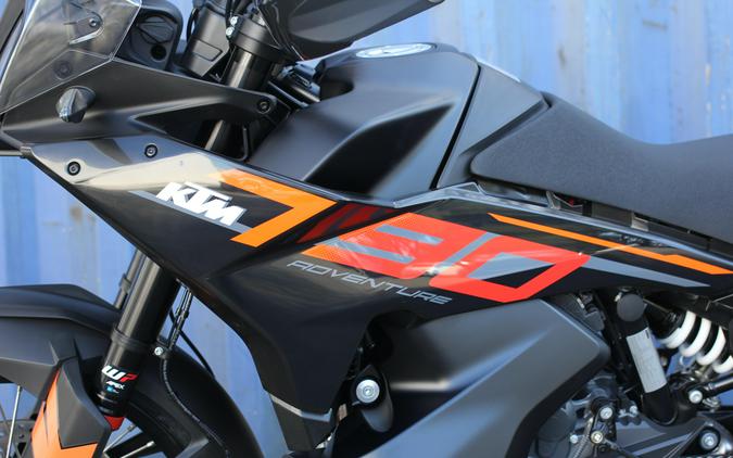 2024 KTM 790 Adventure