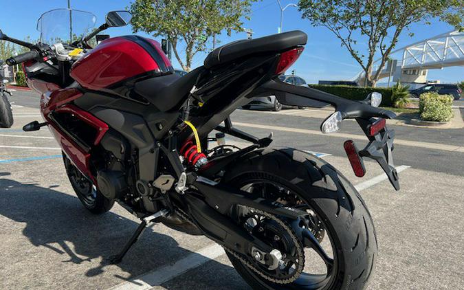 2025 Triumph Daytona 660 Red/Black