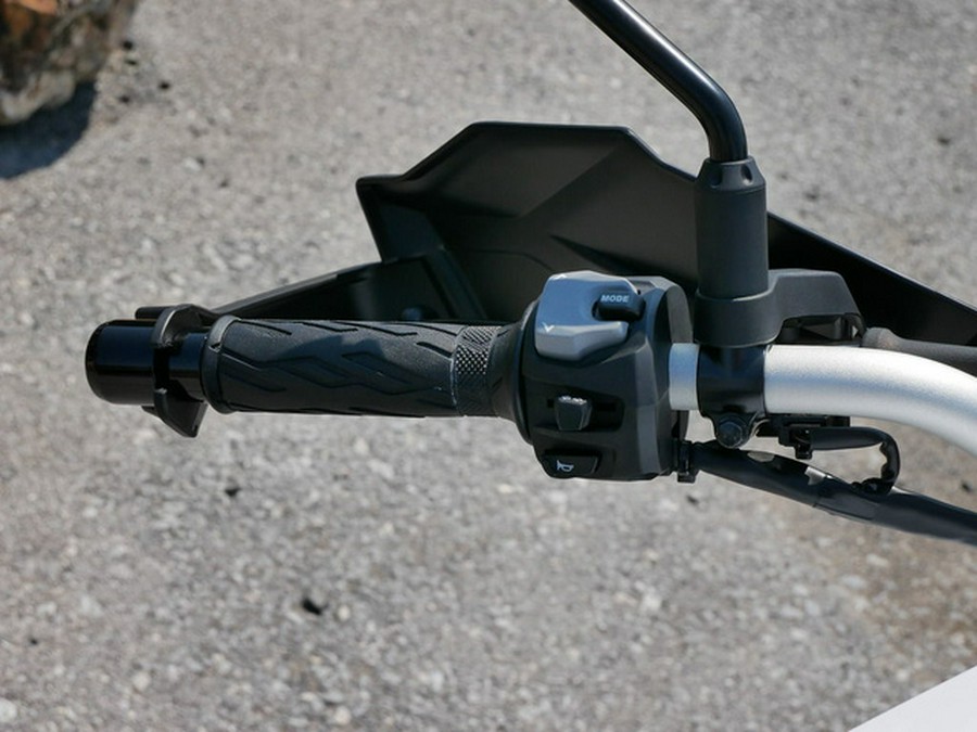 2024 Suzuki V-Strom 800DE