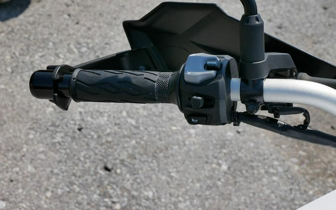 2024 Suzuki V-Strom 800DE