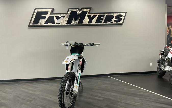 2025 HUSQVARNA FC 450 FACTORY EDITION - 040119Q