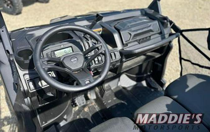 2024 Can-Am Defender DPS HD10