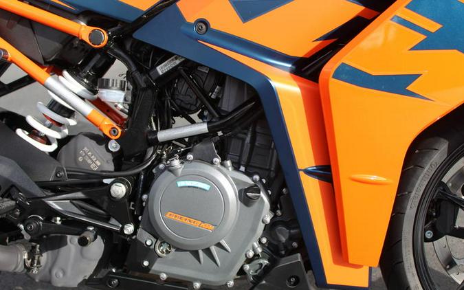 2022 KTM RC 390