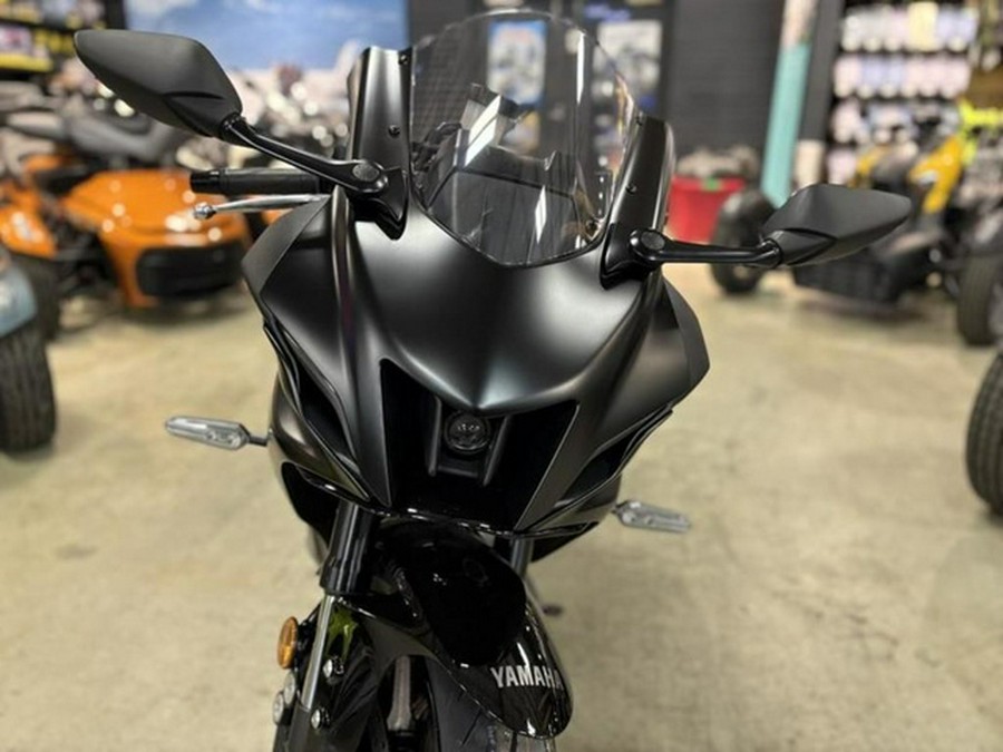 2025 Yamaha YZF R7