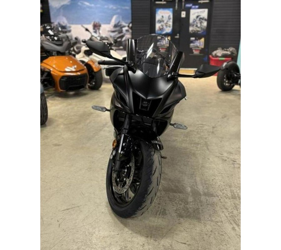 2025 Yamaha YZF R7