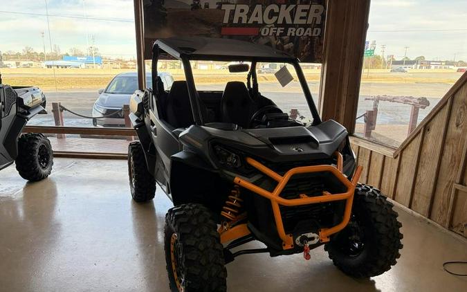 2026 Can-Am® Commander XT-P 1000R