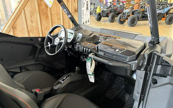 2026 Can-Am® Commander XT-P 1000R