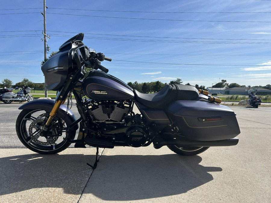 FLHX 2025 Street Glide™