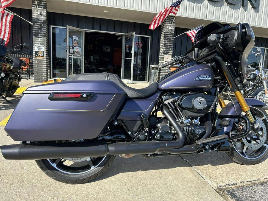 FLHX 2025 Street Glide™